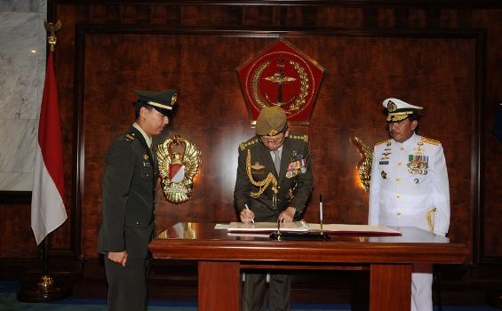 Foto: Pangab Singapura Temui Panglima TNI Untuk Pamitan - DSC_0074.jpg