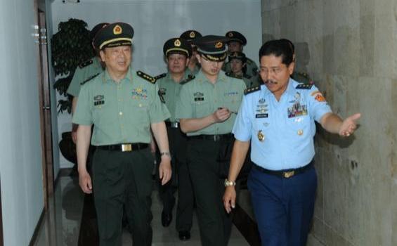 Foto Saat Jenderal asal China Bertemu Petinggi Militer di Cilangkap - 12.jpg