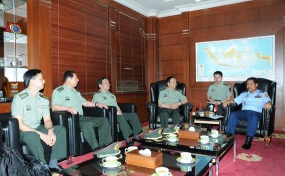Foto Saat Jenderal asal China Bertemu Petinggi Militer di Cilangkap - 3.jpg