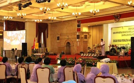 Panglima TNI Berterima Kasih Atas Kesetiaan Istri Tentara - IMG_04431.JPG