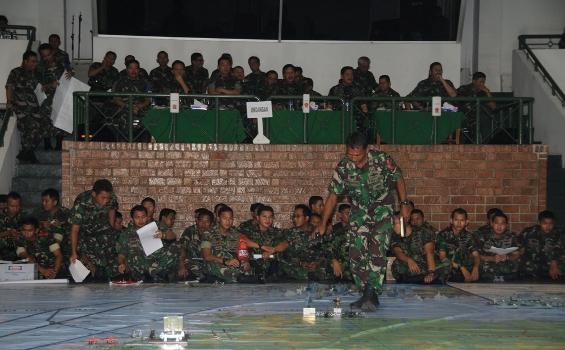 Lihat Keseriusan Personel TNI Latihan Strategi dan Taktik di Cilodong - CCM_0377.jpg