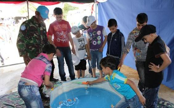 Prajurit TNI 'Diserbu' Anak-anak Lebanon di Children Spring Festival - IMG_1278.JPG