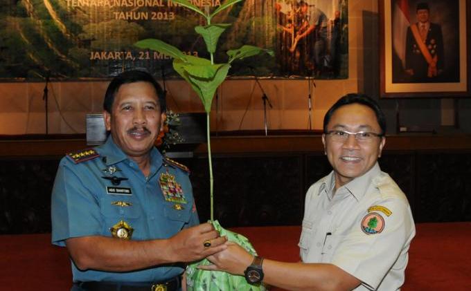 Lestarikan Kawasan Hutan Konservasi, TNI Dapat Penghargaan - 3.JPG