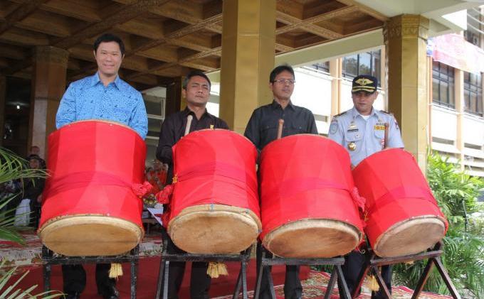 Blue Bird hadir di Sumatera Barat - memukulbedug.jpg