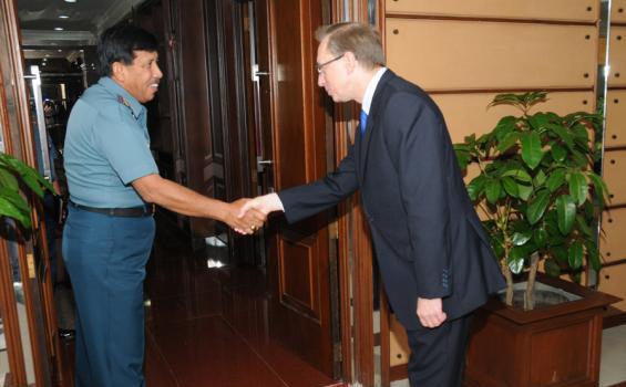 Dubes Federasi Rusia Bertemu Panglima TNI Ada Apa Gerangan? - CCM_0021.JPG