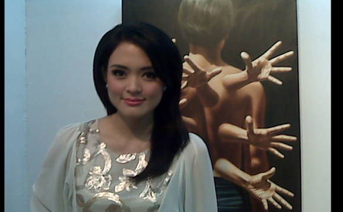 Glory Oyong, Penyiar Cantik Kompas TV yang Suka Liputan Demo dan Banjir - glo_2.jpg