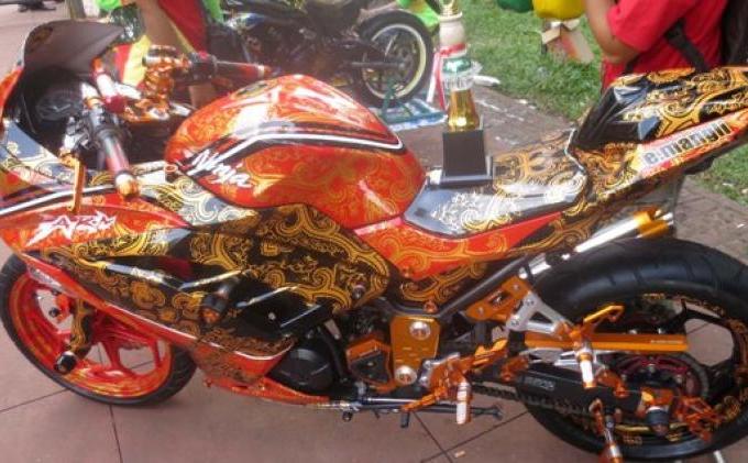 Karyawati Bank Ini Menang Kompetisi Karena Tunggangannya Bermotif Batik - IMG_1300.JPG