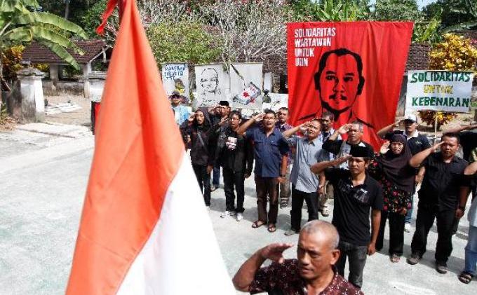 Foto: Ini Dia Pahlawannya Para Wartawan  - 20138_17_241873p.JPG