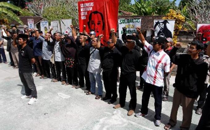 Foto: Ini Dia Pahlawannya Para Wartawan  - 20138_17_241874p.JPG