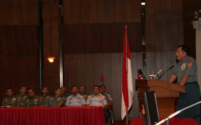 Panglima TNI Beri Ceramah ke 105 Perwira Siswa di Mabes Cilangkap - Pasis5.jpg