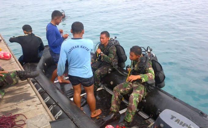 Mengintip Prajurit Kostrad Saat Latihan di Kepulauan Seribu - serbuan_pantai_19-9-13_(3).jpg