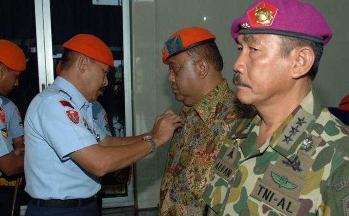 Komandan Korpaskhas Angkat Delapan Pati TNI Jadi Warga Kehormatan - 32.jpg