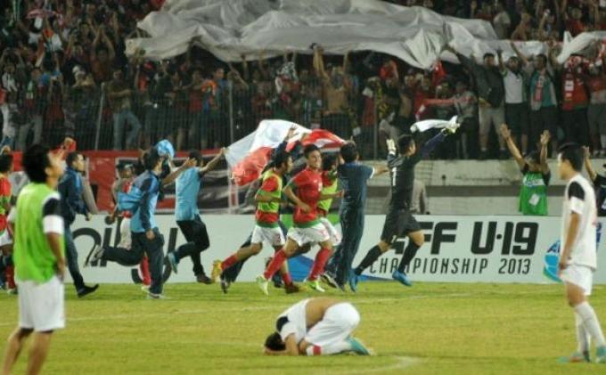Galeri Kemenangan Indonesia atas Vietnam - Pemain_U-19_Indonesia_merayakan_kemenangan_setelah.jpg