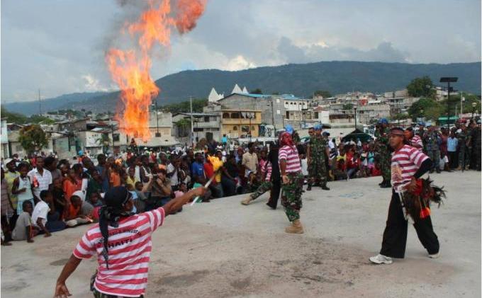 Kesenian Reog Ponorogo Warnai Hari Perdamaian Dunia di Haiti - Picture12.jpg