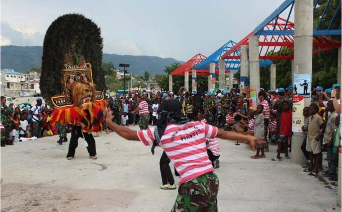 Kesenian Reog Ponorogo Warnai Hari Perdamaian Dunia di Haiti - Picture15.jpg
