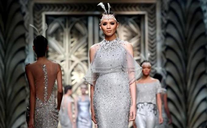 Ini Dia Deretan Desain Fashion Mewah Bergaya Futuristik Karya Sebastian Gunawan  - 244781p.JPG