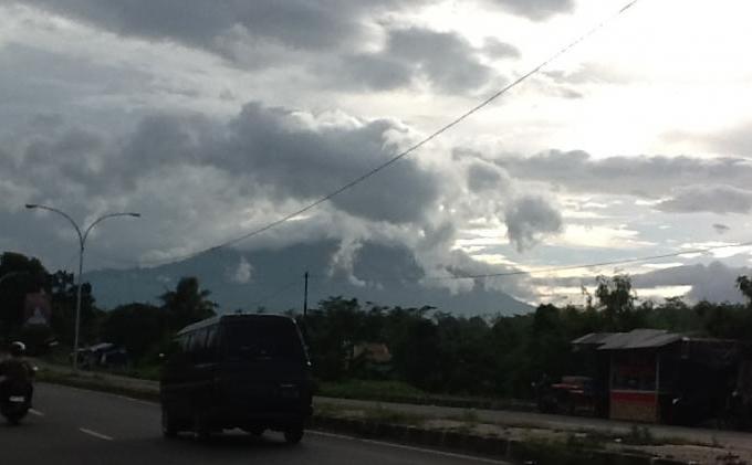 Heboh Awan Menyerupai Dinosaurus Tyrex - awan3.jpg