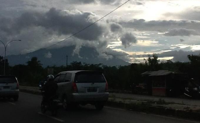 Heboh Awan Menyerupai Dinosaurus Tyrex - awan5.jpg