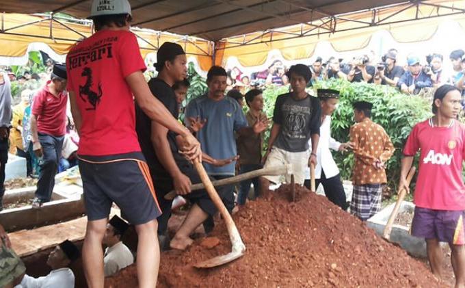 Ini Foto-foto Pemakaman Almarhumah Terhukum Mati Rani Andriani - an1.jpg