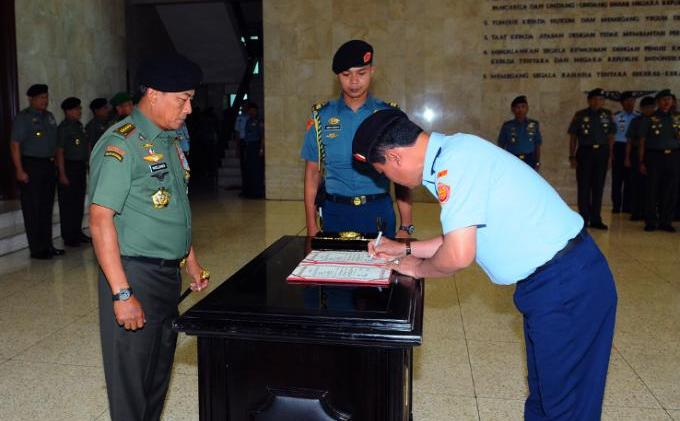 Marsekal Madya TNI Dede Rusamsi Jabat Kasum TNI - Marsekal_Madya_TNI_Dede_Rusamsi_Jabat_Kasum_TNI51.jpg
