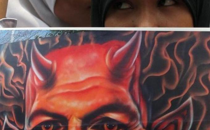 Demo Pemuda Muhammadiyah Protes Peryataan Tonny Abbot - demonstrasi-kecam-pm-australia-tonny-abbot_20150225_135720.jpg