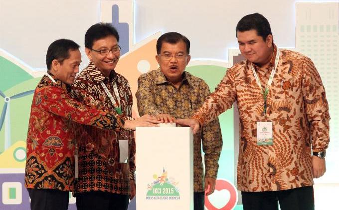 Foto-foto JK Launching Index Kota Cerdas Versi Kompas dan PGN - 20150324DAN01_Peluncuran_Indeks_Kota_Cerdas_Indonesia_2015.jpg