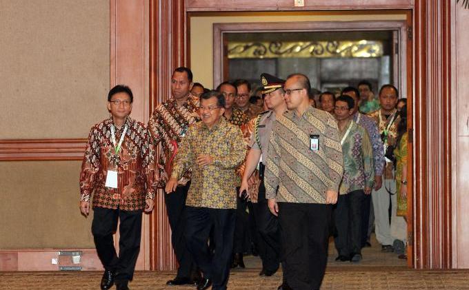 Foto-foto JK Launching Index Kota Cerdas Versi Kompas dan PGN - 20150324DAN08_Peluncuran_Indeks_Kota_Cerdas_Indonesia_2015.jpg