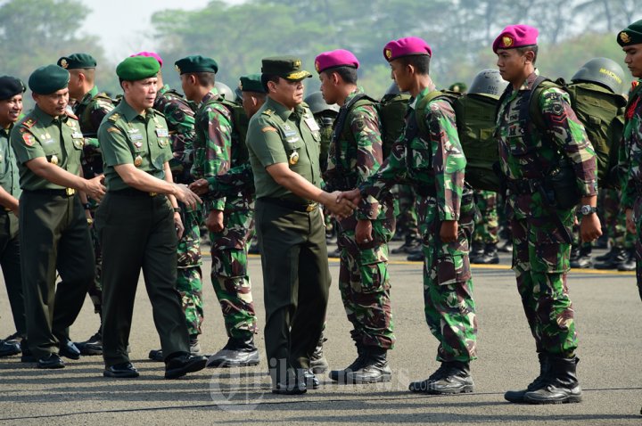 1000 Prajurit TNI diberangkatkan ke Sumsel
