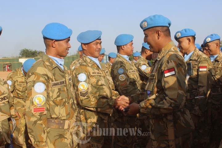 122 Prajurit Indobatt-03 Naik Pangkat di Afrika