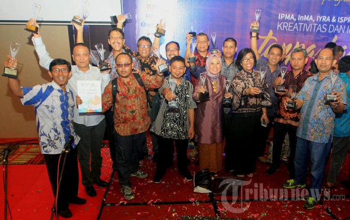 17 Koran Tribun Network Raih Penghargaan IPMA