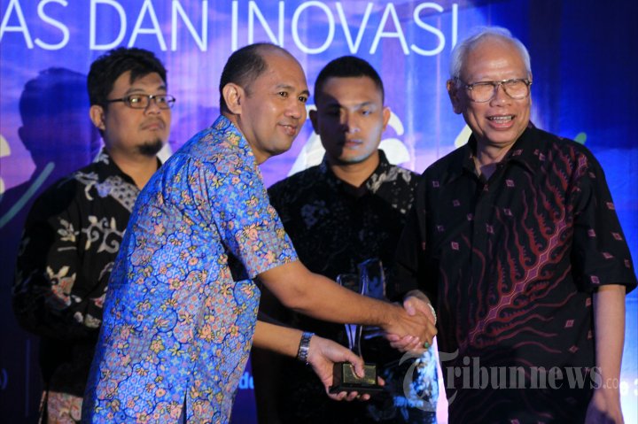 17 Koran Tribun Network Raih Penghargaan IPMA