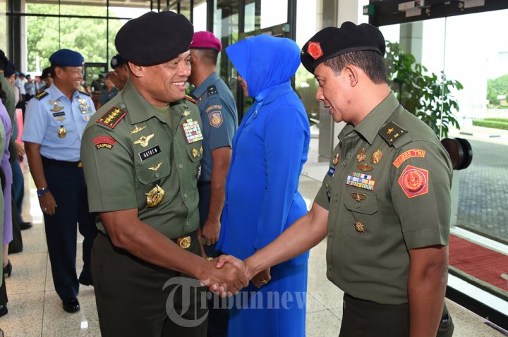 16 Perwira Tinggi TNI Naik Pangkat
