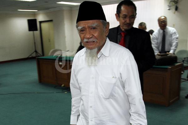 Divonis Satu Tahun Tiga Bulan Penjara