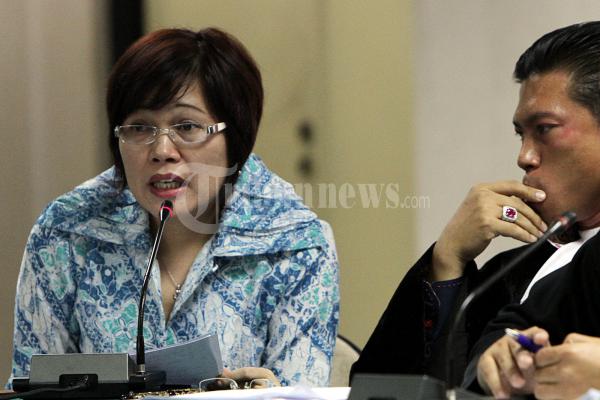 Dengarkan Keterangan Saksi