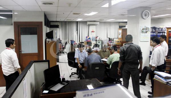 KPK Geledah Kantor Kemenakertrans