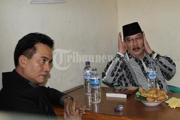 Antasari Berbincang Dengan Yusril