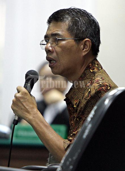 Mantan Jaksa Cirus Sinaga Jalani Persidangan PN TIPIKOR