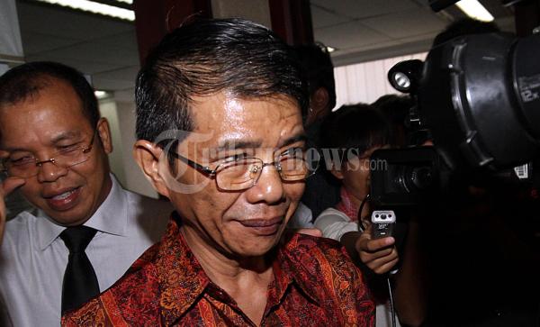 Jaksa Cirus Sinaga Dituntut