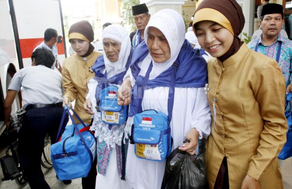 Jamaah Haji Kloter 1 Banda Aceh diberangkatkan