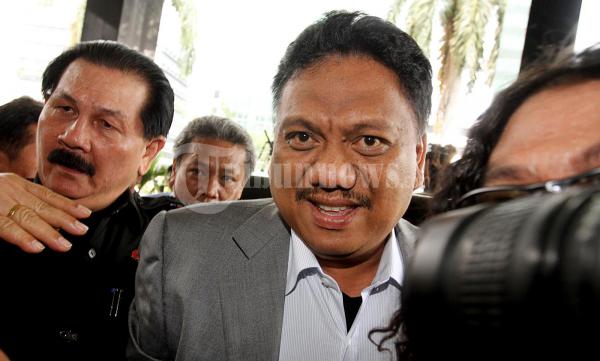 Olly Dondokambey Diperiksa Penyidik KPK