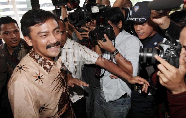 Menpora Jadi Saksi Suap Wisma Atlet Palembang