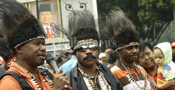 Aksi Warga Tambrauw Papua Barat