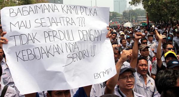Tolak Tarif BBM Industri