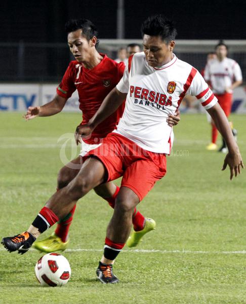Wahyu Wiji Astanto Tahan Serangan Timnas U23