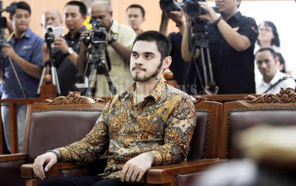Sidang Suami siri Melinda Dee Andhika Gumilang