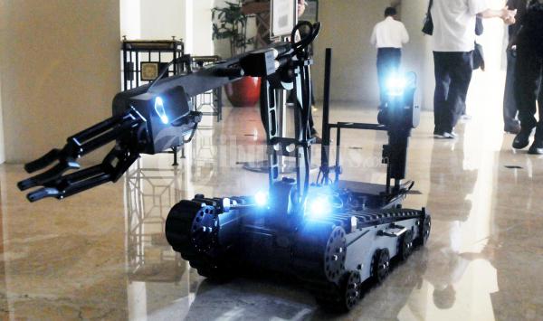 Robot Taktis Penjinak Bom Tim Gegana