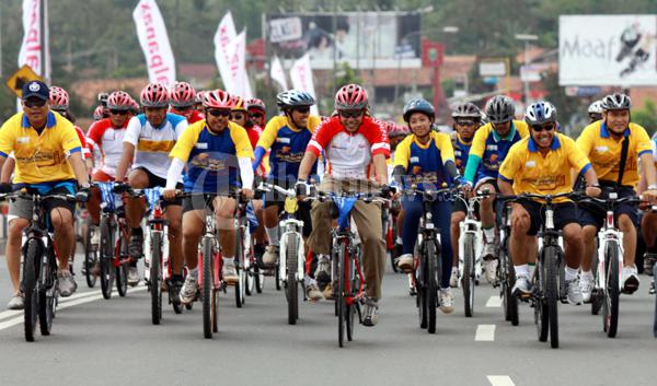 Tim Jelajah Sepeda Kompas Tinggalkan Lampung