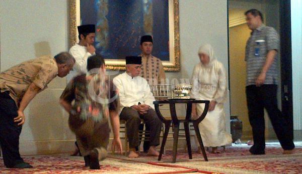 Hatta Rajasa Hadiri Gladiresik Siraman Siti Ruby Aliya Rajasa