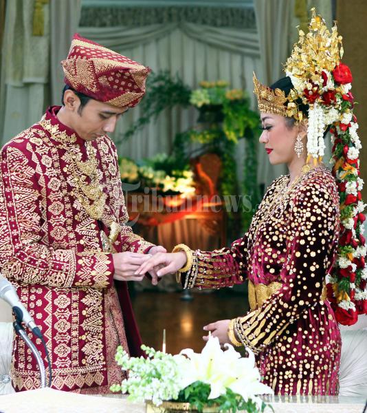 Cincin Pernikahan Ibas Aliya