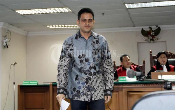 Sidang Perdana Nazaruddin